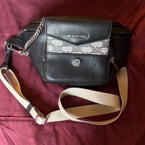 Michael Kors Black and Cream Crossbody Bag